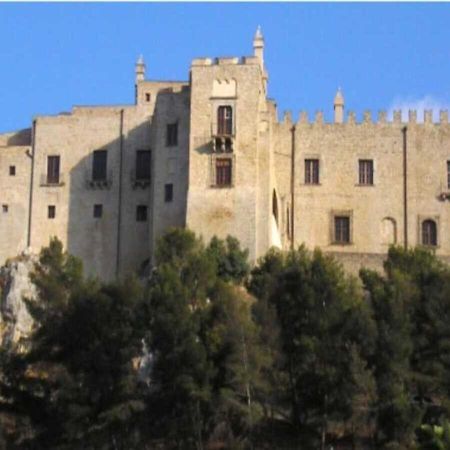 Casa Vacanza A 11 Km Dall'Aeroporto Di Palermo Carini Εξωτερικό φωτογραφία