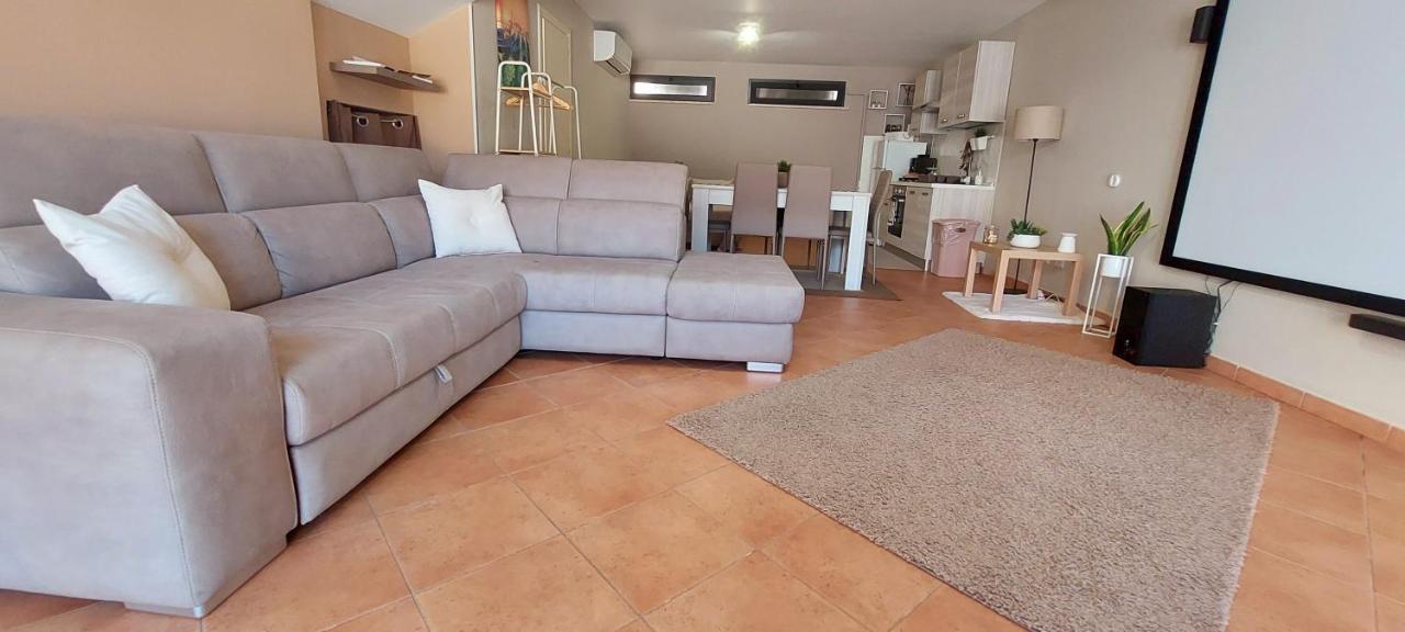 Casa Vacanza A 11 Km Dall'Aeroporto Di Palermo Carini Εξωτερικό φωτογραφία