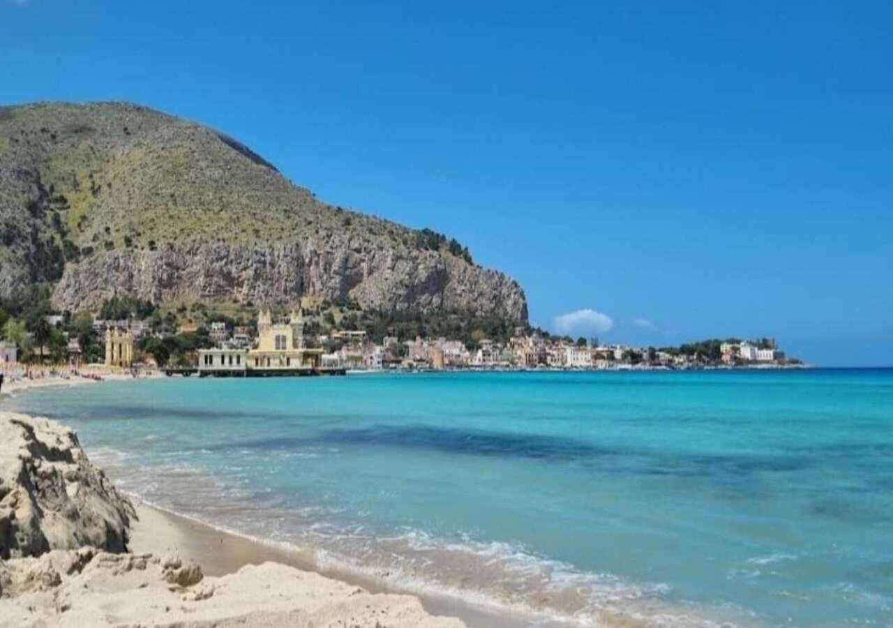 Casa Vacanza A 11 Km Dall'Aeroporto Di Palermo Carini Εξωτερικό φωτογραφία